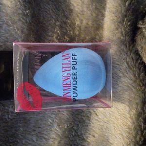 Xin Meng Yilan Blue Makeup Powder Puff Blender